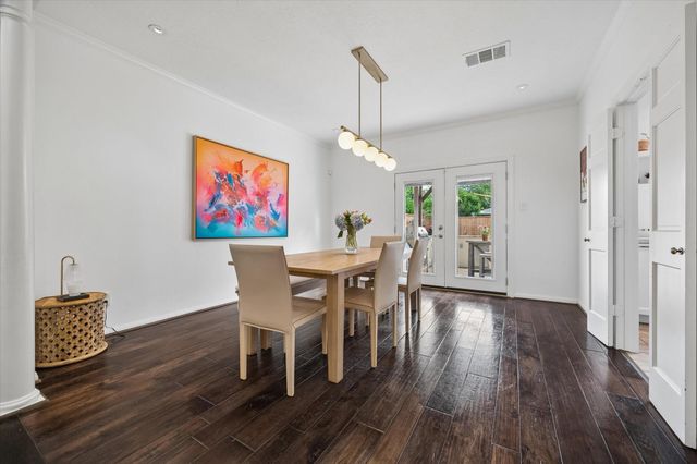 4209 Sunset Boulevard, West University Place, TX 77005
