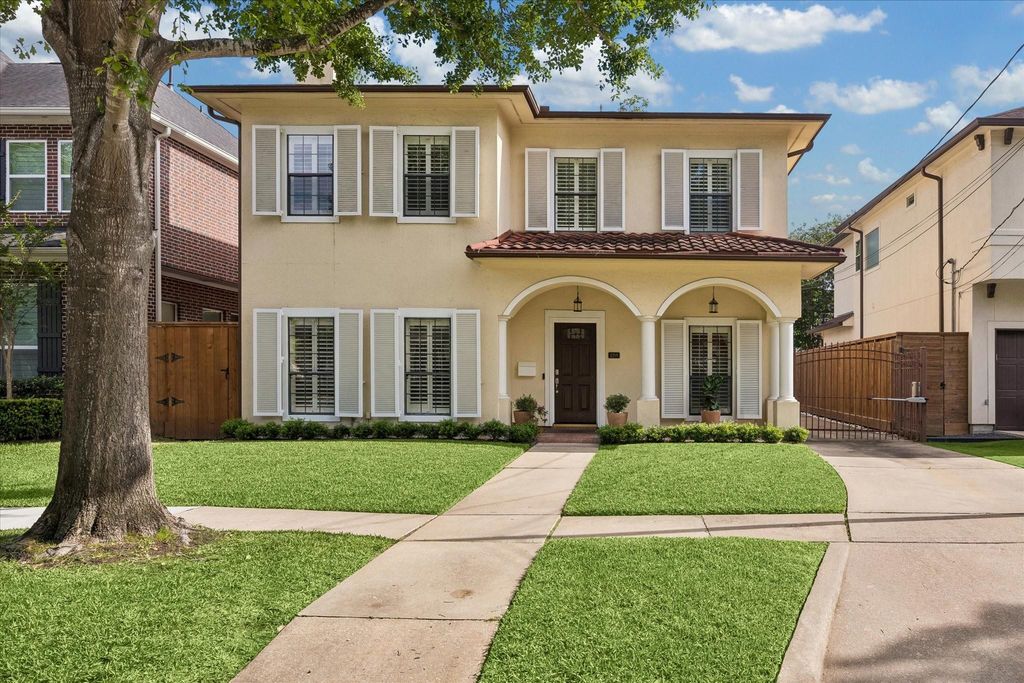 4209 Sunset Boulevard, West University Place, TX 77005