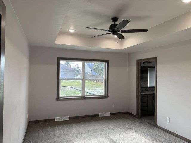 2289 OLIVER LANE, Green Bay, WI 54313