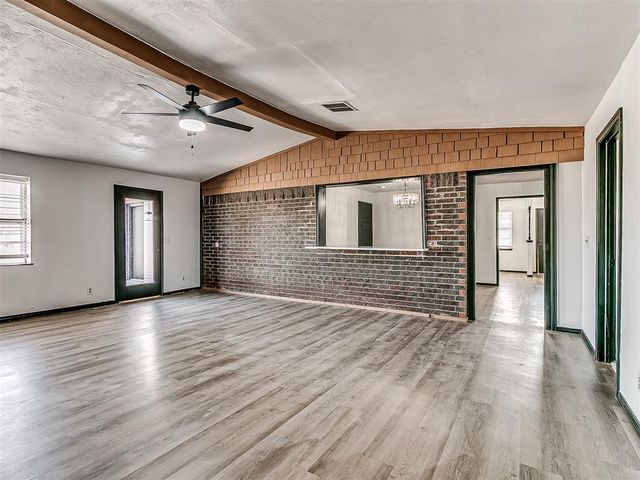 329020 S 3290 Road, Harrah, OK 73045