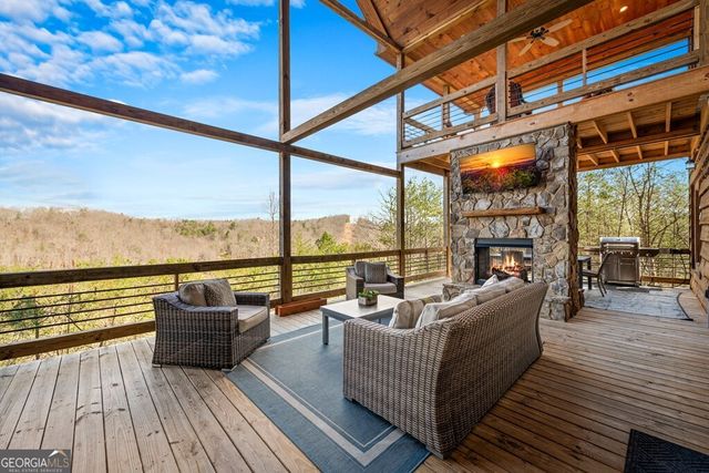 406 Hope Drive, Blue Ridge, GA 30513