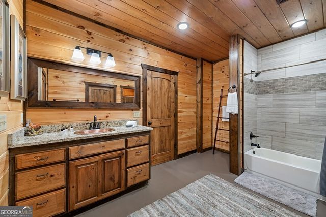 406 Hope Drive, Blue Ridge, GA 30513