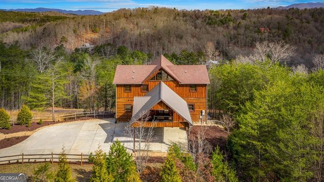 406 Hope Drive, Blue Ridge, GA 30513