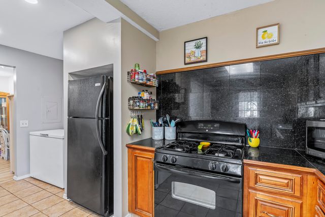 1034 N Clay Avenue, Springfield, MO 65802