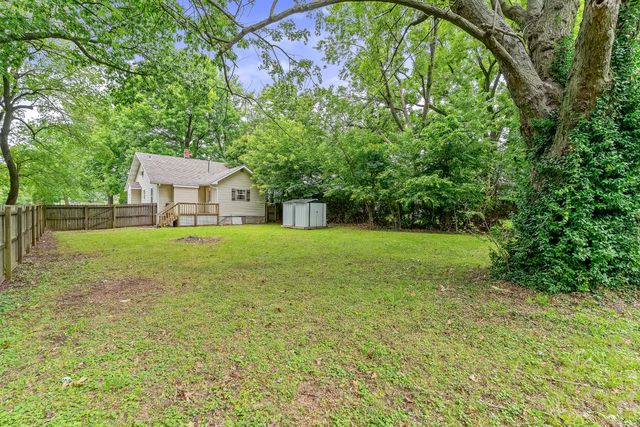 1034 N Clay Avenue, Springfield, MO 65802