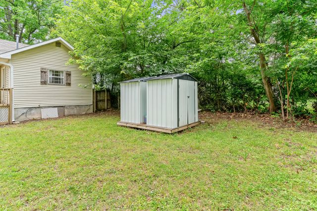 1034 N Clay Avenue, Springfield, MO 65802
