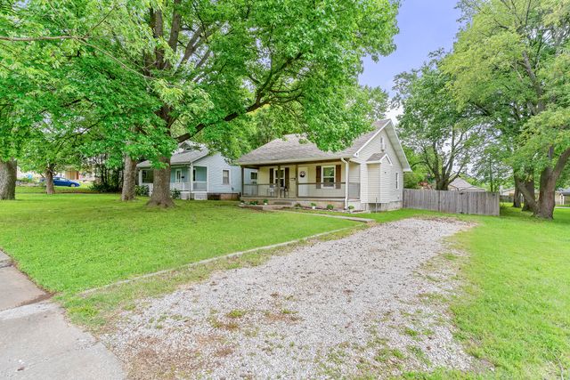 1034 N Clay Avenue, Springfield, MO 65802
