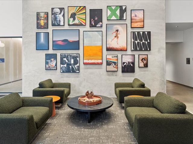 808 N Cleveland Avenue 2201, Chicago, IL 60610