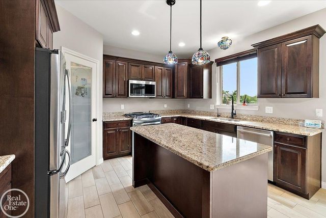62861 Franklin Park Drive, Washington Twp, MI 48094