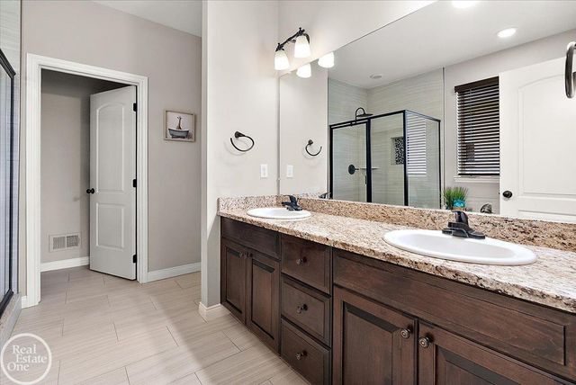 62861 Franklin Park Drive, Washington Twp, MI 48094