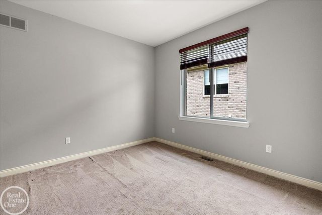 62861 Franklin Park Drive, Washington Twp, MI 48094