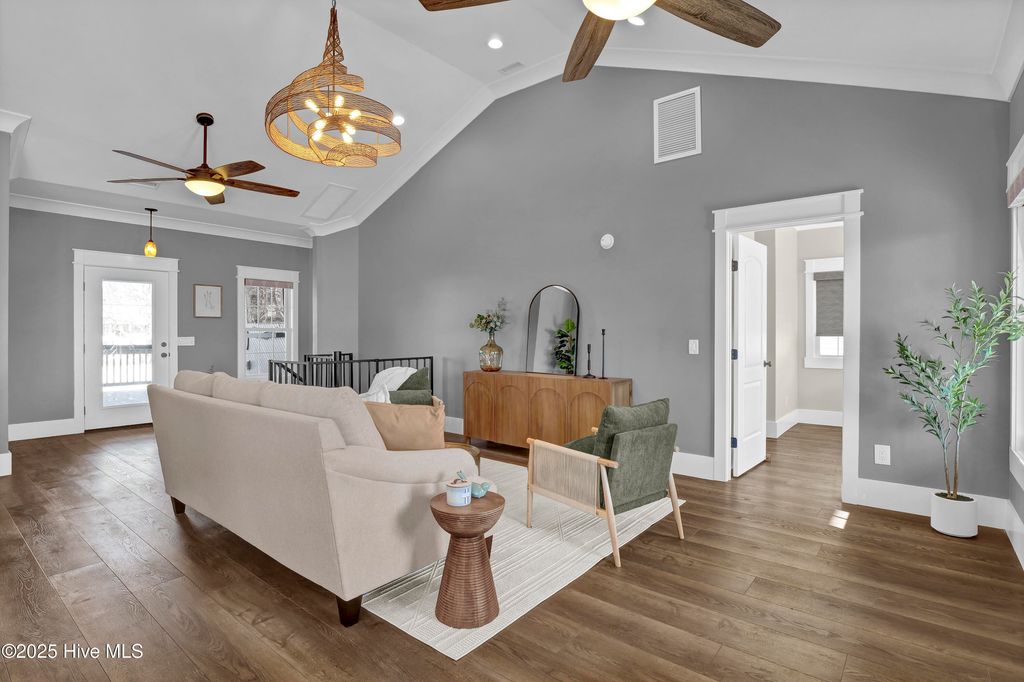 Image 13 of property listing at 1017 Mallard Bay Road, Hampstead, NC 28443