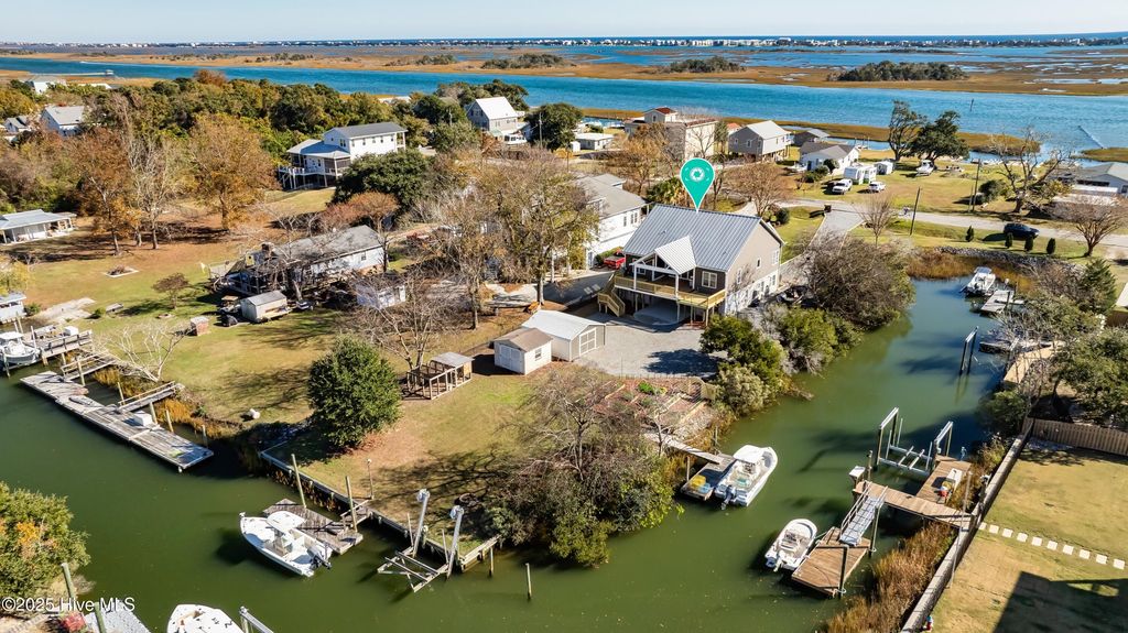 Image 69 of property listing at 1017 Mallard Bay Road, Hampstead, NC 28443