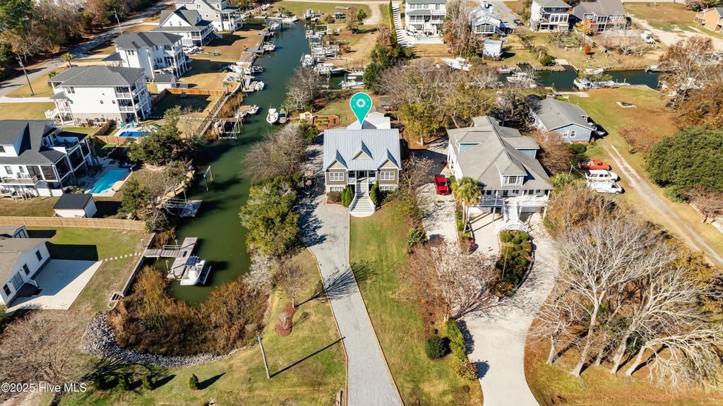 Image 71 of property listing at 1017 Mallard Bay Road, Hampstead, NC 28443