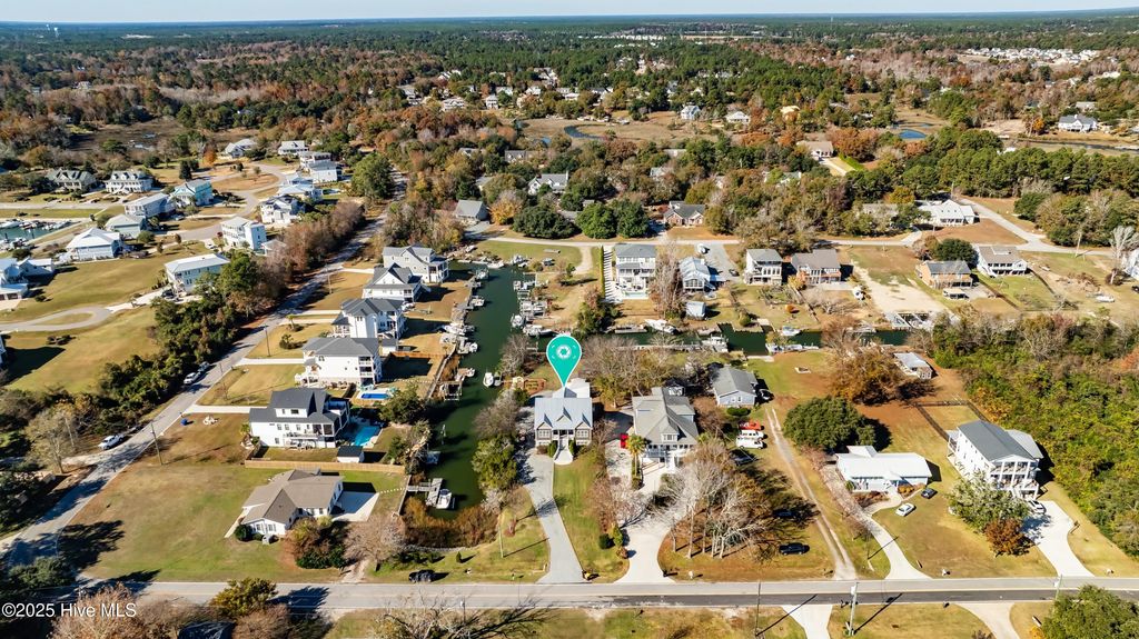 Image 74 of property listing at 1017 Mallard Bay Road, Hampstead, NC 28443