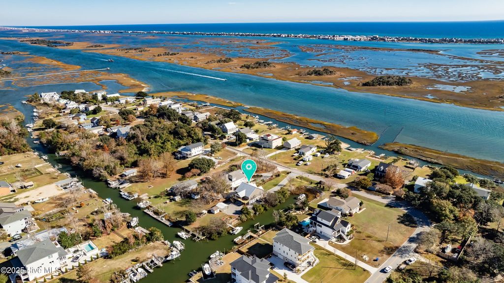 Image 77 of property listing at 1017 Mallard Bay Road, Hampstead, NC 28443