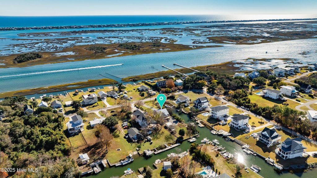 Image 79 of property listing at 1017 Mallard Bay Road, Hampstead, NC 28443