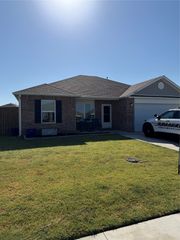 14217 N 75 East Avenue, Collinsville, OK 74021