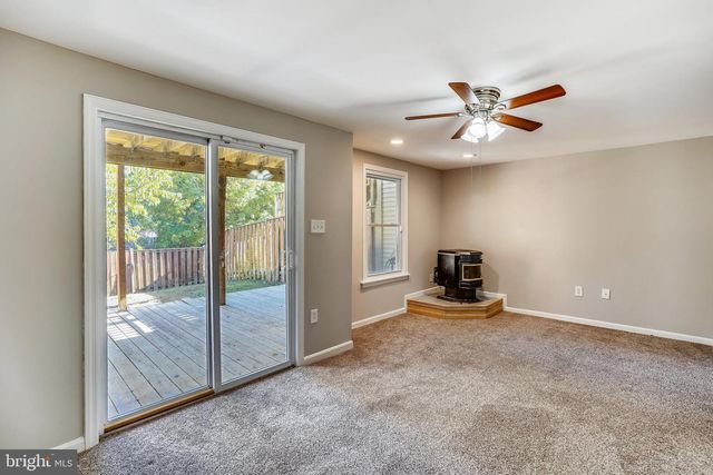 8151 TURN LOOP RD, Glen Burnie, MD 21061
