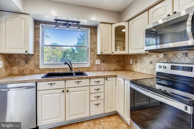 8151 TURN LOOP RD, Glen Burnie, MD 21061