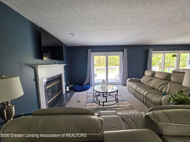 301 Windy Rush Lane, Dewitt, MI 48820