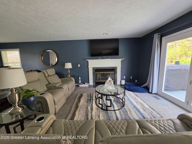 301 Windy Rush Lane, Dewitt, MI 48820