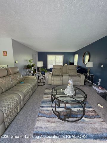 301 Windy Rush Lane, Dewitt, MI 48820