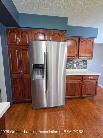 301 Windy Rush Lane, Dewitt, MI 48820