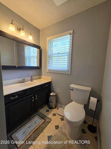 301 Windy Rush Lane, Dewitt, MI 48820