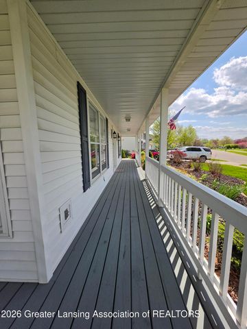301 Windy Rush Lane, Dewitt, MI 48820