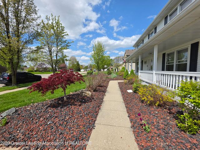 301 Windy Rush Lane, Dewitt, MI 48820