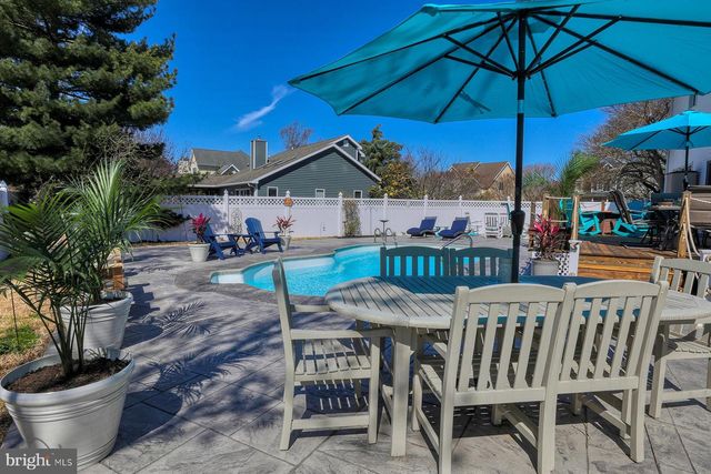 24 BLACKPOOL RD, Rehoboth Beach, DE 19971