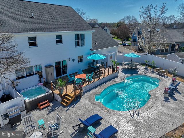 24 BLACKPOOL RD, Rehoboth Beach, DE 19971