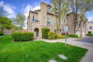 1323 Milano Dr #6, West Sacramento, CA 95691