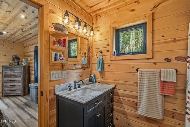 604 & 610 Spears Dykes Road, Greeneville, TN 37745
