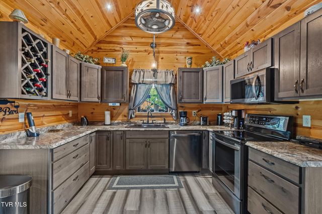 604 & 610 Spears Dykes Road, Greeneville, TN 37745