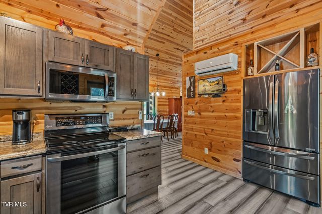 604 & 610 Spears Dykes Road, Greeneville, TN 37745