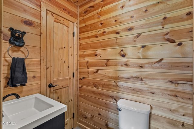 604 & 610 Spears Dykes Road, Greeneville, TN 37745