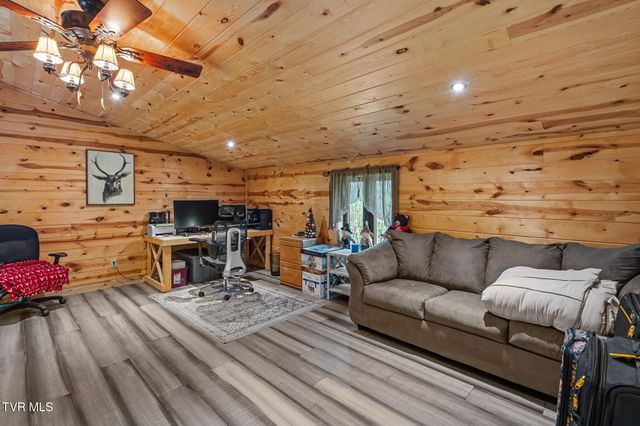 604 & 610 Spears Dykes Road, Greeneville, TN 37745