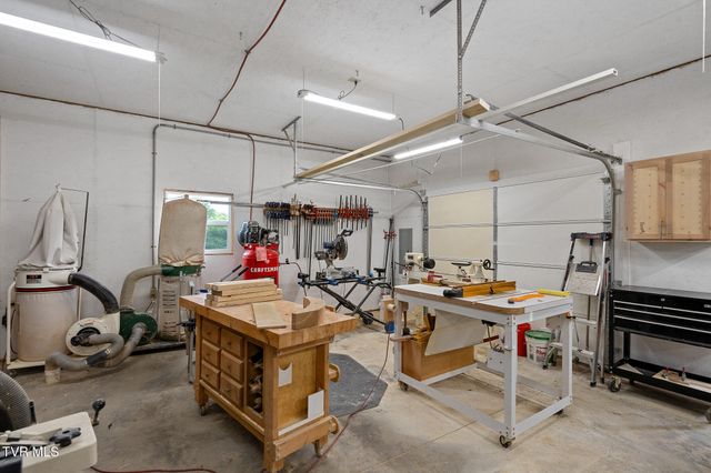 604 & 610 Spears Dykes Road, Greeneville, TN 37745