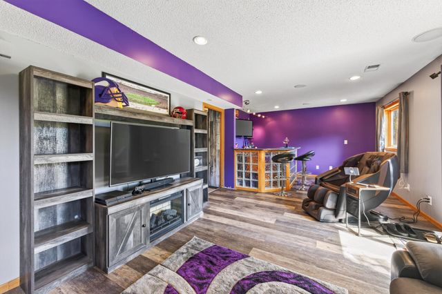 11248 193rd Avenue NW, Elk River, MN 55330