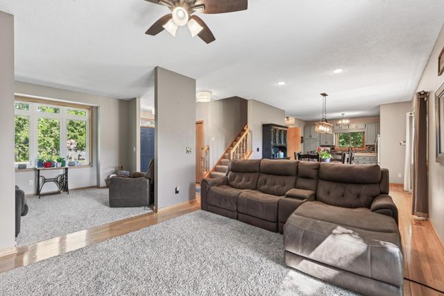 11248 193rd Avenue NW, Elk River, MN 55330