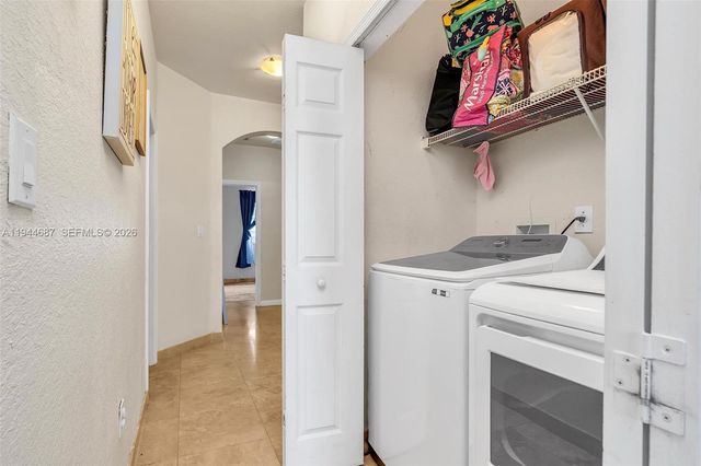 7713 NW 114th Path, Doral, FL 33178