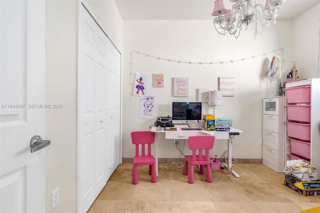 7713 NW 114th Path, Doral, FL 33178