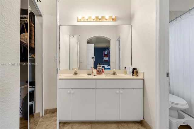 7713 NW 114th Path, Doral, FL 33178