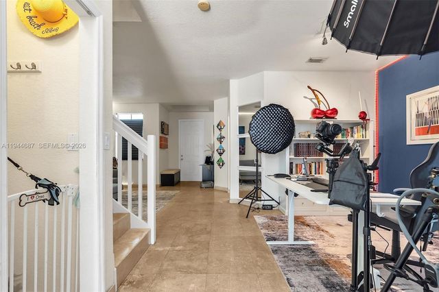 7713 NW 114th Path, Doral, FL 33178