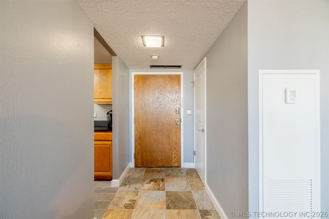 450 W 7th Street 1402, Tulsa, OK 74119