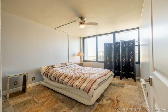450 W 7th Street 1402, Tulsa, OK 74119