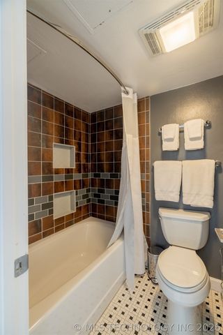450 W 7th Street 1402, Tulsa, OK 74119