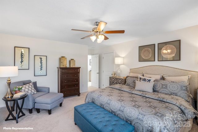 1369 37th Avenue Lane NE, Hickory, NC 28601